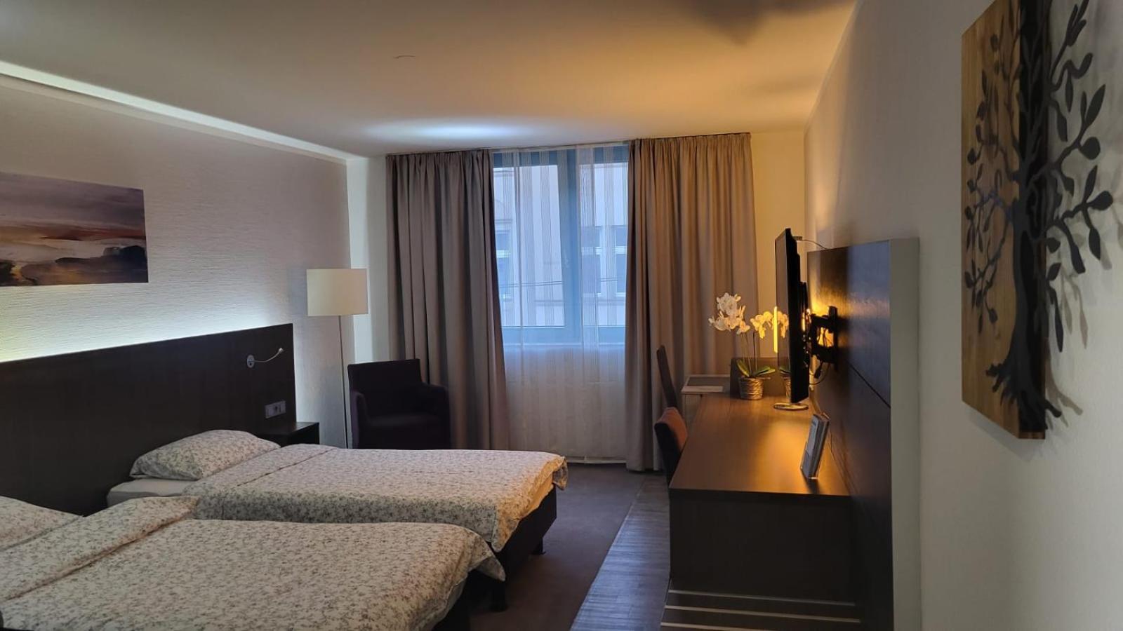 In Modern Center Of Appartement Düsseldorf